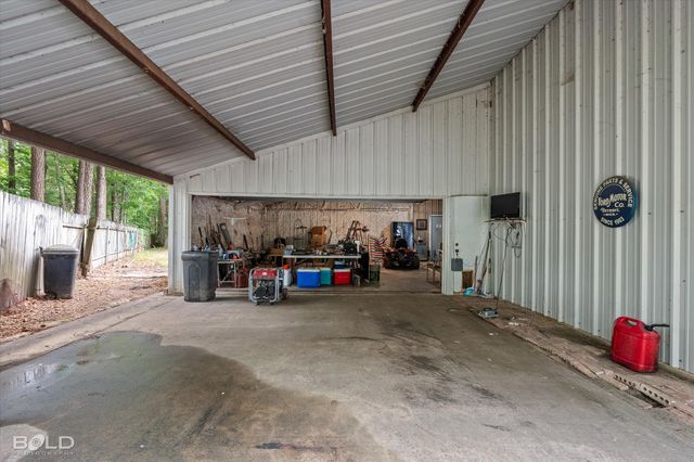 120 Gray Circle, Benton, LA 71006
