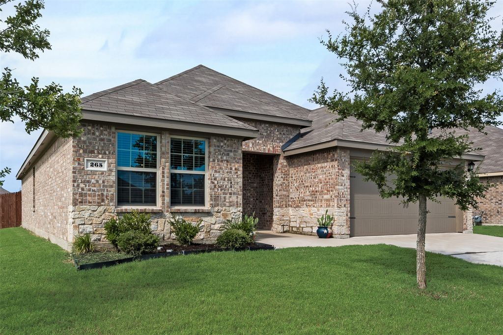 265 Atlas Drive, Waxahachie, TX 75165