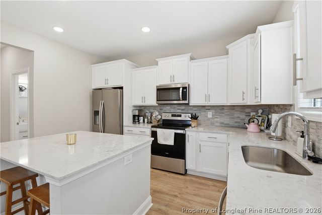 378 Stonebriar Avenue, Raeford, NC 28376