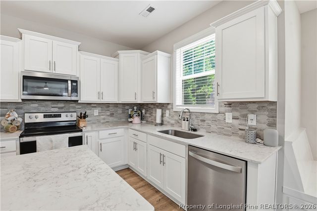 378 Stonebriar Avenue, Raeford, NC 28376