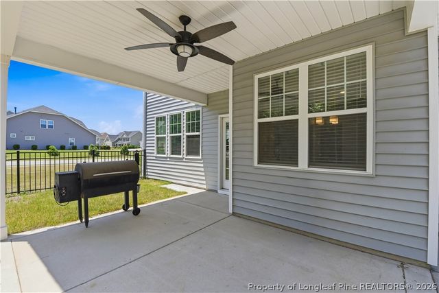 378 Stonebriar Avenue, Raeford, NC 28376
