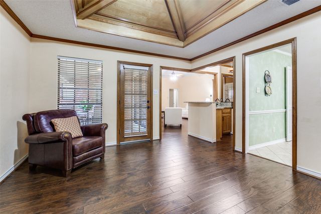 2313 Diamond Oaks Drive, Garland, TX 75044