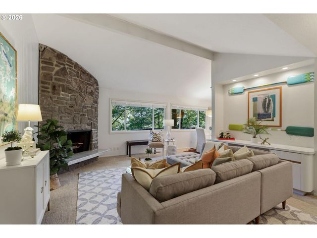5510 Sw SWEETBRIAR St, Portland, OR 97221