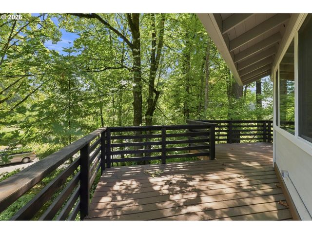 5510 Sw SWEETBRIAR St, Portland, OR 97221