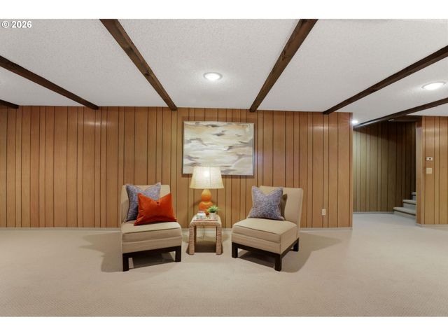 5510 Sw SWEETBRIAR St, Portland, OR 97221