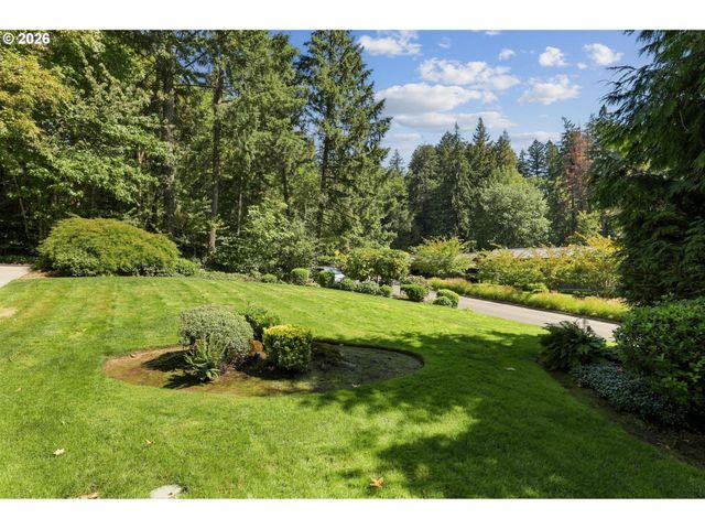 5510 Sw SWEETBRIAR St, Portland, OR 97221