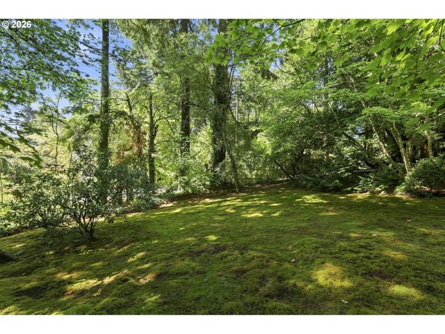 5510 Sw SWEETBRIAR St, Portland, OR 97221