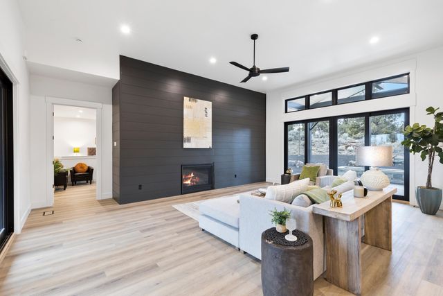 65675 Pronghorn Drive Lot 16, Bend, OR 97701