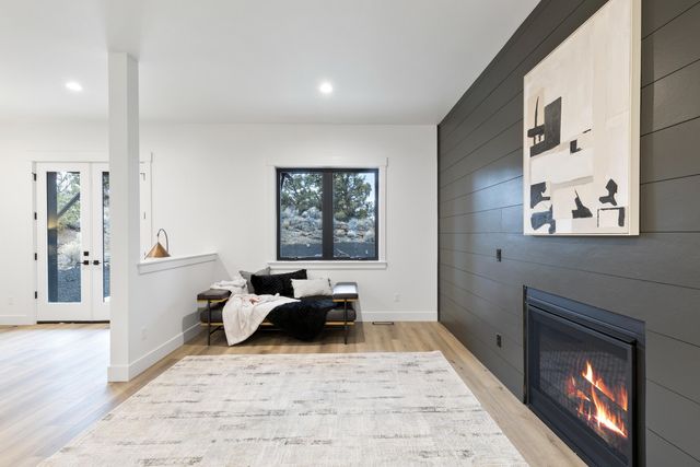 65675 Pronghorn Drive Lot 16, Bend, OR 97701