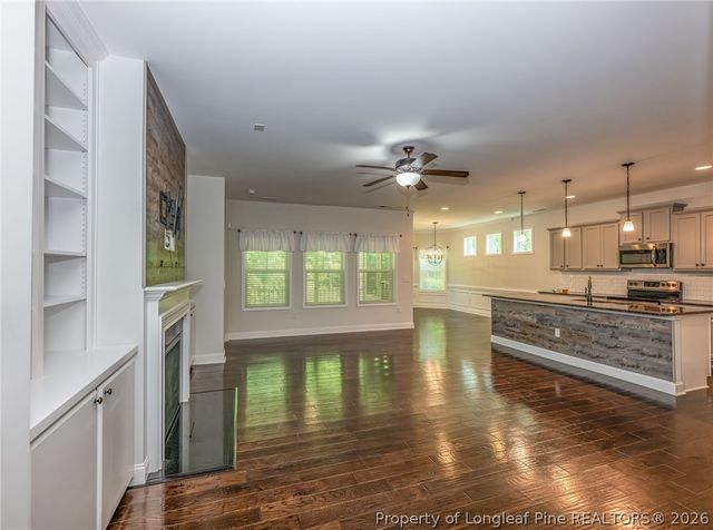 110 Glen Bend Court, Spring Lake, NC 28390