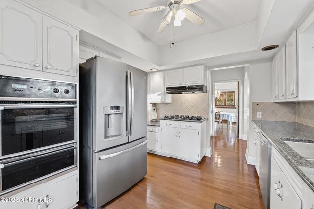 3305 W Bancroft Street, Ottawa Hills, OH 43606