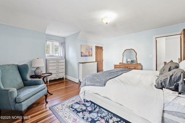 3305 W Bancroft Street, Ottawa Hills, OH 43606