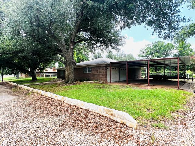 603 W 25th ST, Cameron, TX 76520