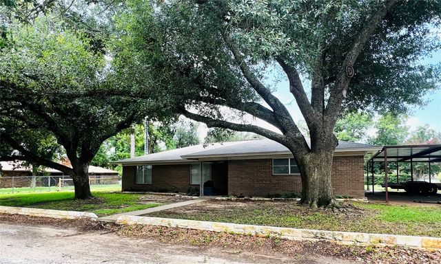 603 W 25th ST, Cameron, TX 76520