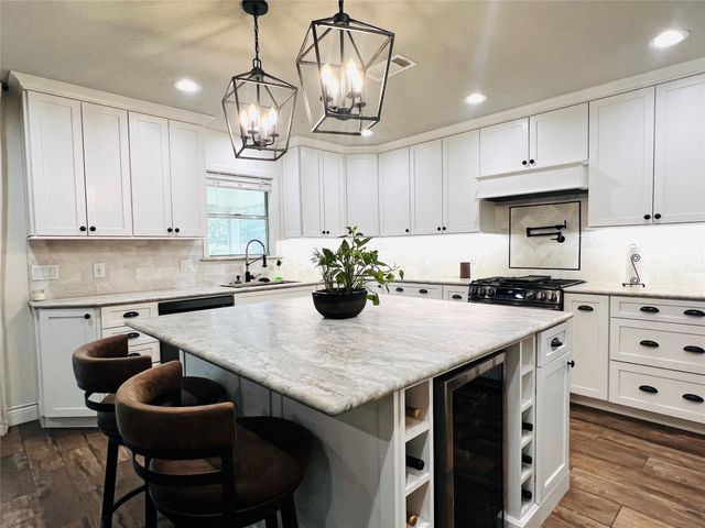 603 W 25th ST, Cameron, TX 76520