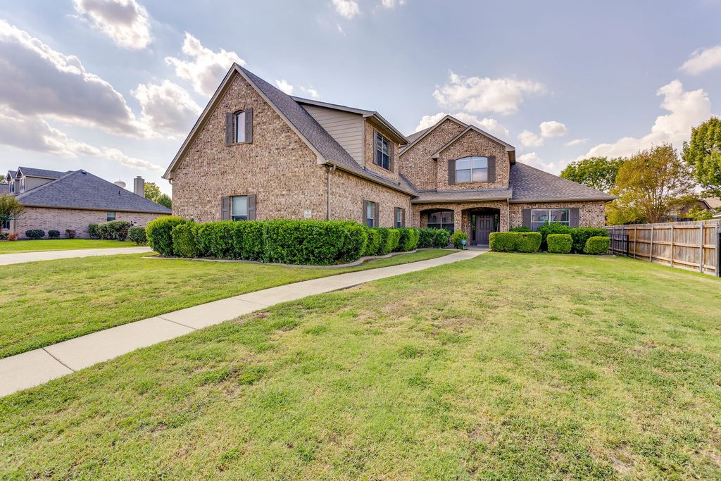 2620 Glen Ranch Drive, Burleson, TX 76028