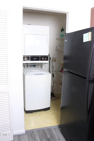 4907 Hollenden Drive 106, Raleigh, NC 27616