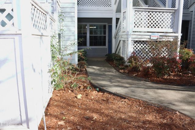 4907 Hollenden Drive 106, Raleigh, NC 27616