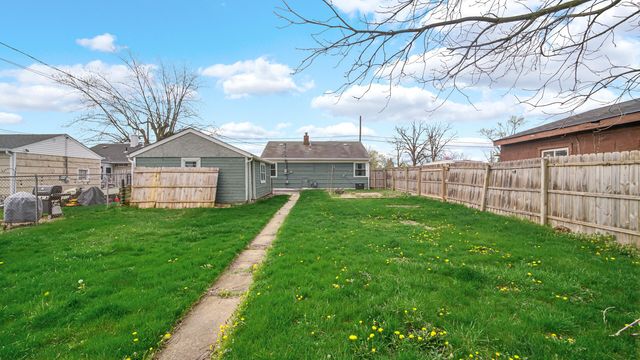 1006 W Old Ridge Road, Hobart, IN 46342
