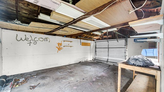 1006 W Old Ridge Road, Hobart, IN 46342