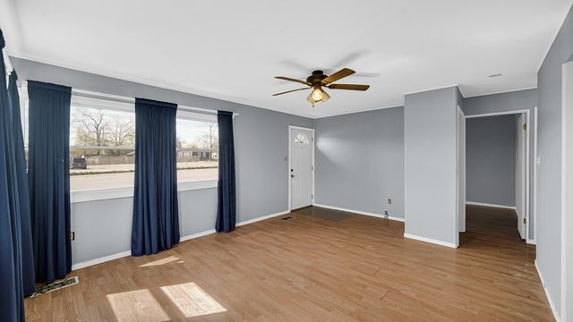 1006 W Old Ridge Road, Hobart, IN 46342