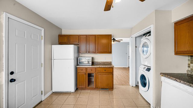 1006 W Old Ridge Road, Hobart, IN 46342