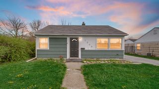 1006 W Old Ridge Road, Hobart, IN 46342