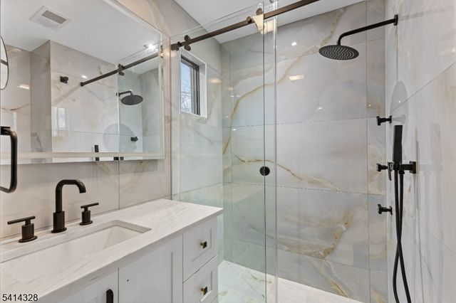 79 3Rd St, Somerville Boro, NJ 08876