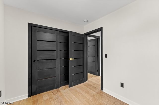 79 3Rd St, Somerville Boro, NJ 08876