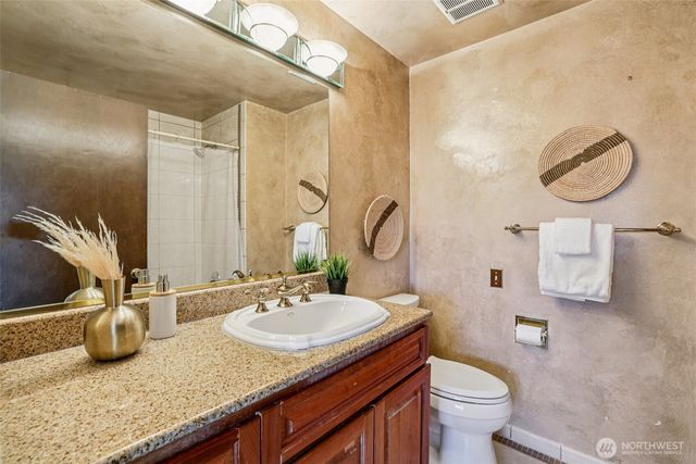 22 R Place NE, Auburn, WA 98002