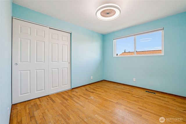 22 R Place NE, Auburn, WA 98002