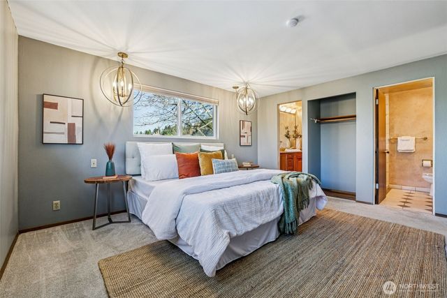 22 R Place NE, Auburn, WA 98002