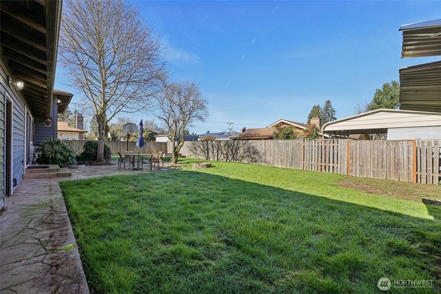 22 R Place NE, Auburn, WA 98002