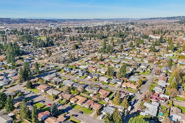 22 R Place NE, Auburn, WA 98002