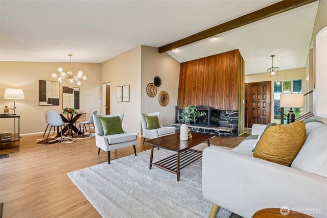 22 R Place NE, Auburn, WA 98002