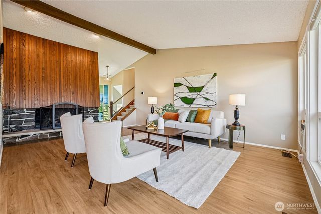 22 R Place NE, Auburn, WA 98002