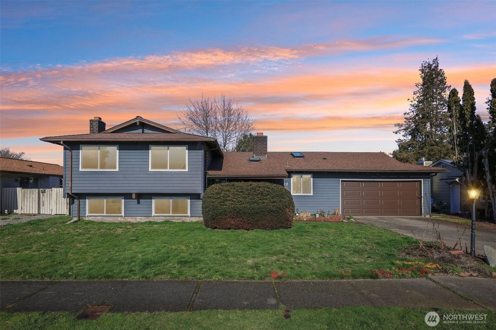 22 R Place NE, Auburn, WA 98002