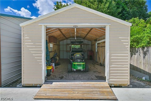 427 Stockton ST, North Fort Myers, FL 33903