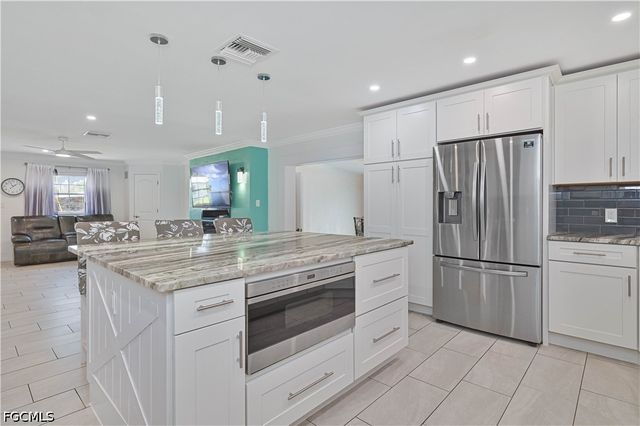 427 Stockton ST, North Fort Myers, FL 33903