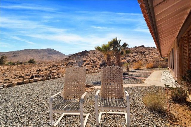 1388 N Jemez Trail, Landers, CA 92285