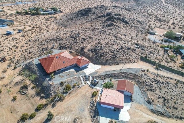 1388 N Jemez Trail, Landers, CA 92285