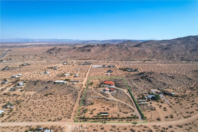 1388 N Jemez Trail, Landers, CA 92285