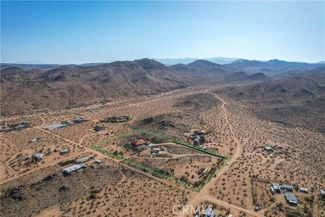 1388 N Jemez Trail, Landers, CA 92285