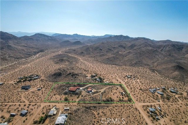 1388 N Jemez Trail, Landers, CA 92285