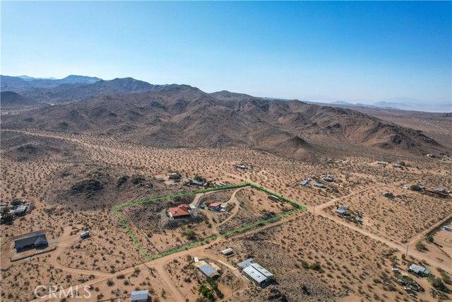 1388 N Jemez Trail, Landers, CA 92285