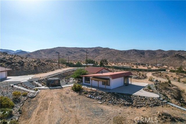 1388 N Jemez Trail, Landers, CA 92285