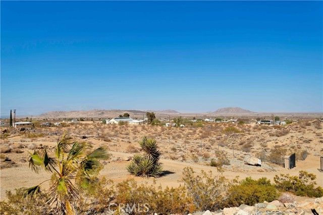 1388 N Jemez Trail, Landers, CA 92285