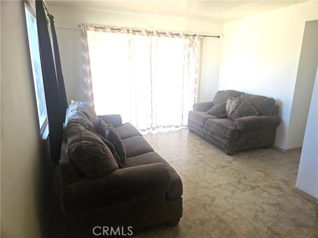 1388 N Jemez Trail, Landers, CA 92285