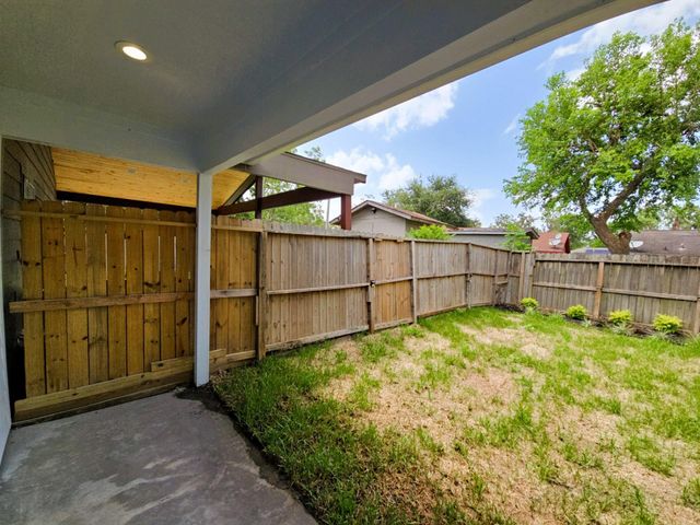 5226 Ridgevan Drive, Houston, TX 77053