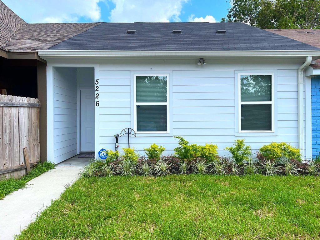 5226 Ridgevan Drive, Houston, TX 77053